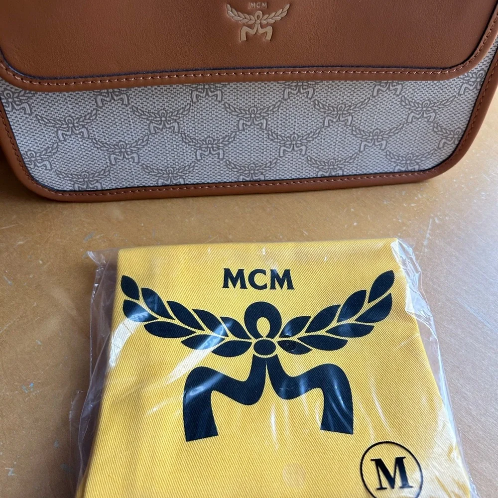 MCM Himmel LTS Crossbody SML 19 - Picture 8 of 14